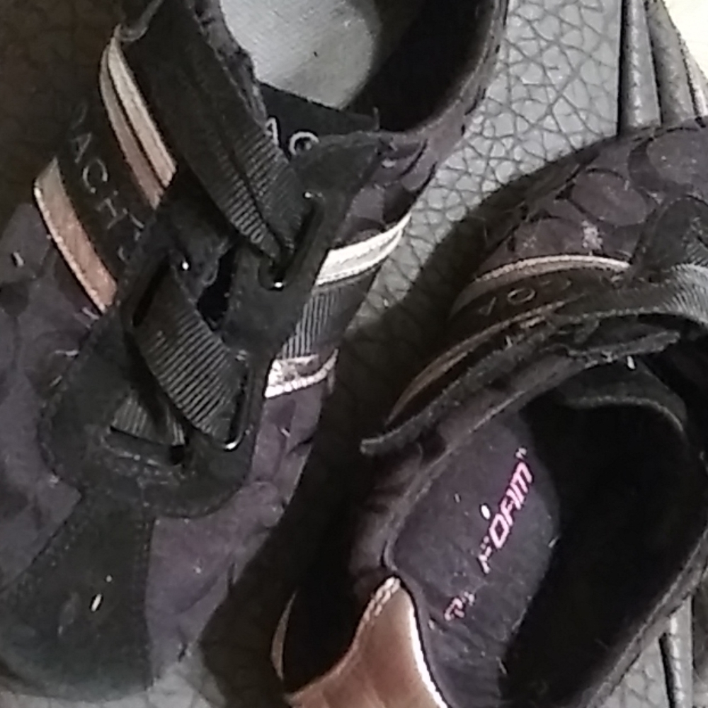 Size 6.5M coach shoes blk and sikver